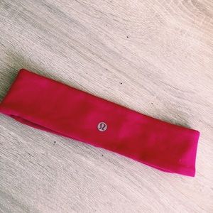 Never worn Lululemon headband